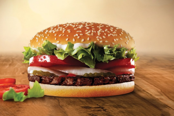 Smash vs. Classic: Which Burger Style Reigns Supreme?